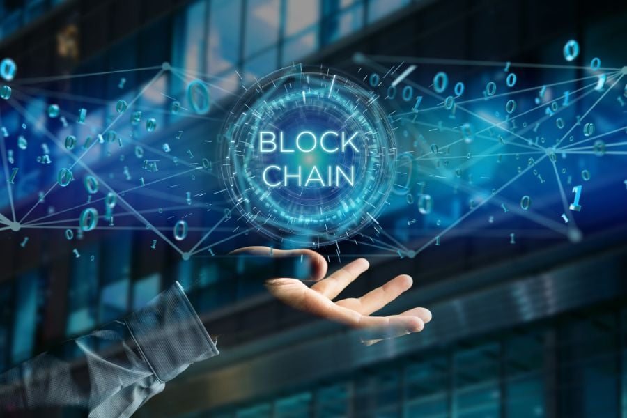 Blockchain Revolutionizes Trade Finance: Streamlining & Securing